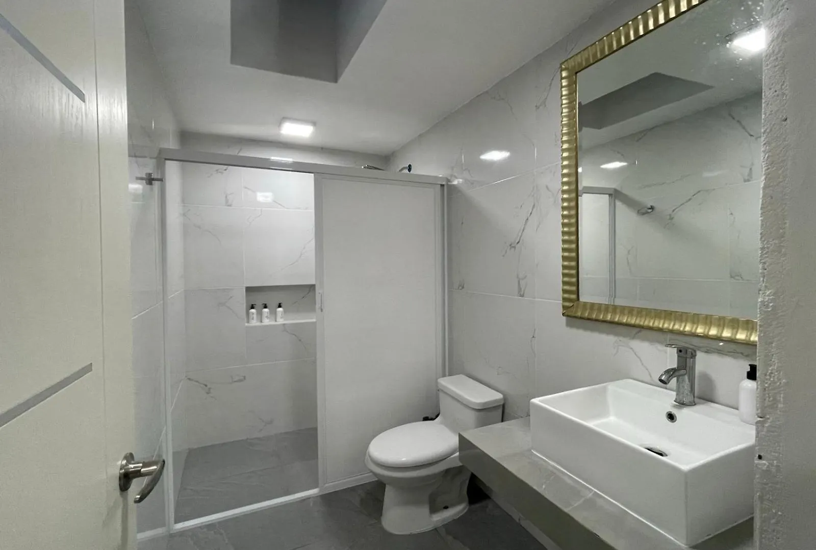 *** Hotel Guest House Stone Wall Residences Cancún Mexiko