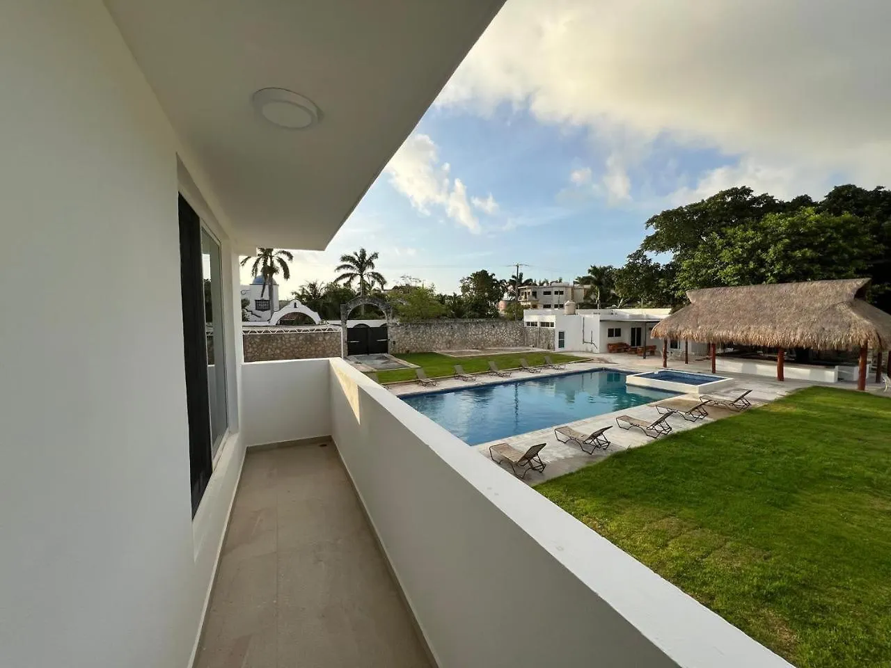 Guest House Stone Wall Residences Cancún Hotel