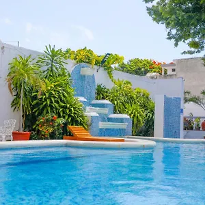 Maria De Lourdes Hotel