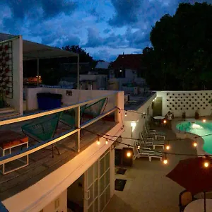 Moloch Hostel&suites Inn