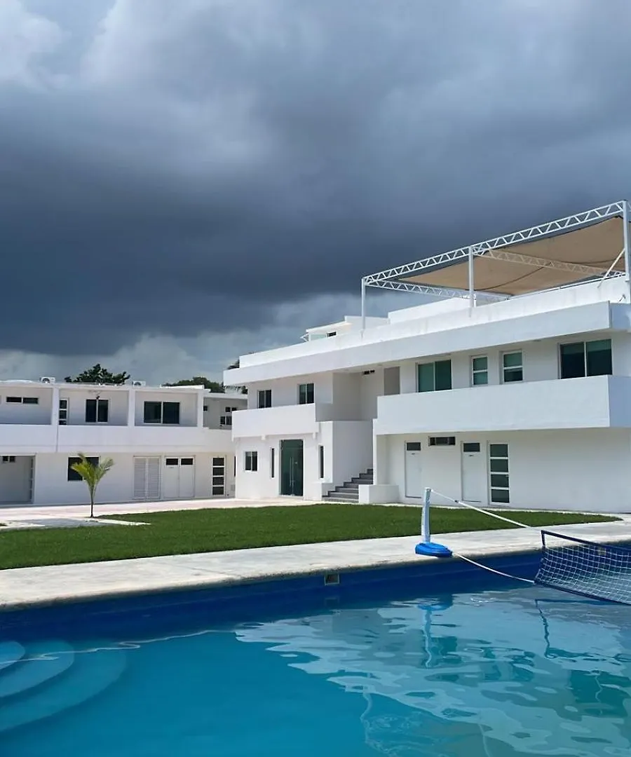 Guest House Stone Wall Residences Cancun
