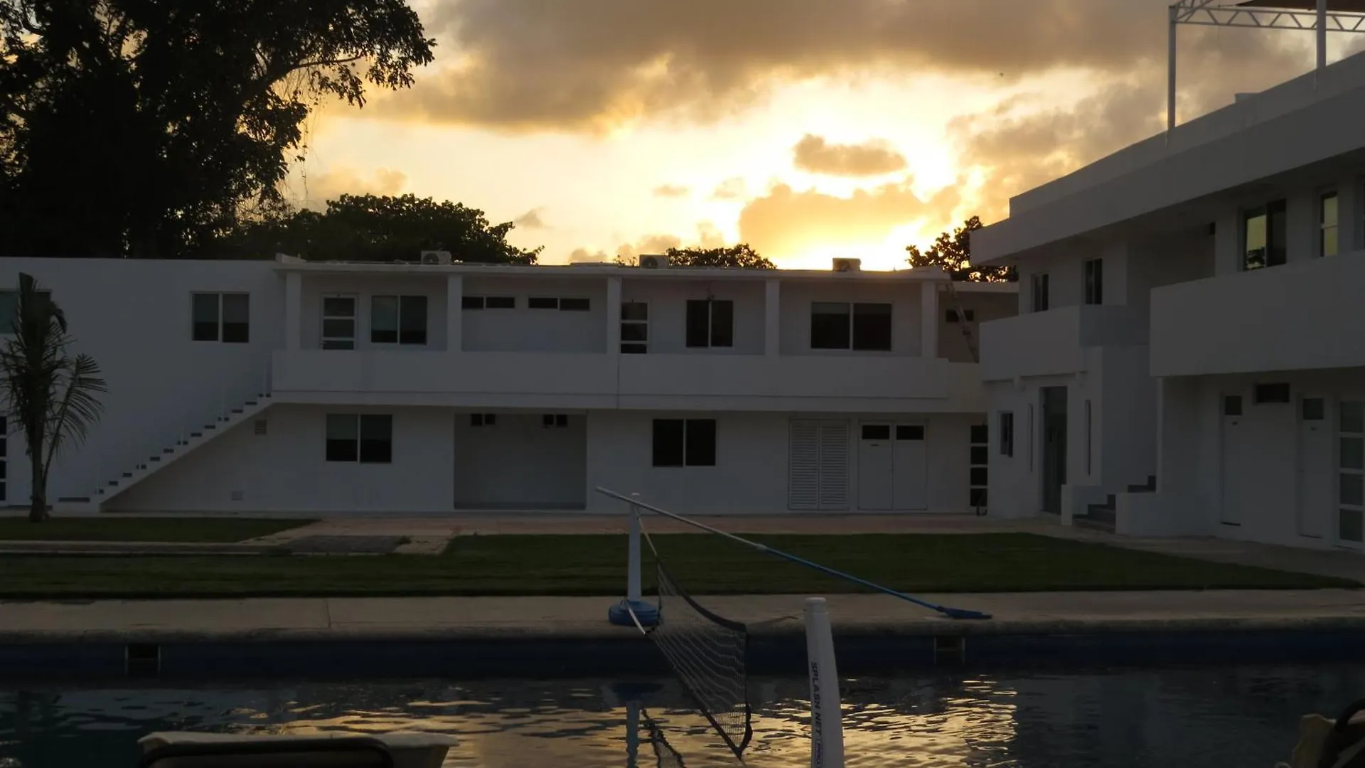 Hotel Guest House Stone Wall Residences Cancun