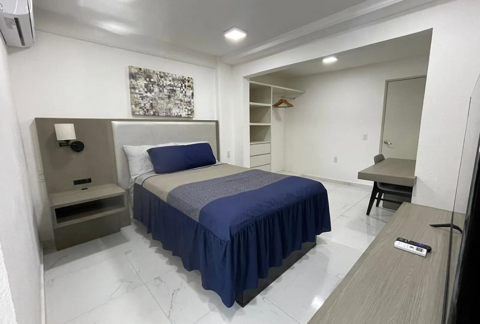 *** Hotel Guest House Stone Wall Residences Cancun Mexico