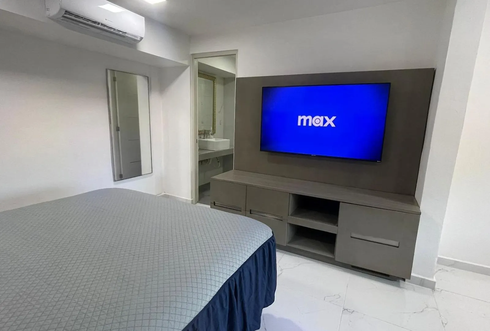 Guest House Stone Wall Residences Cancun