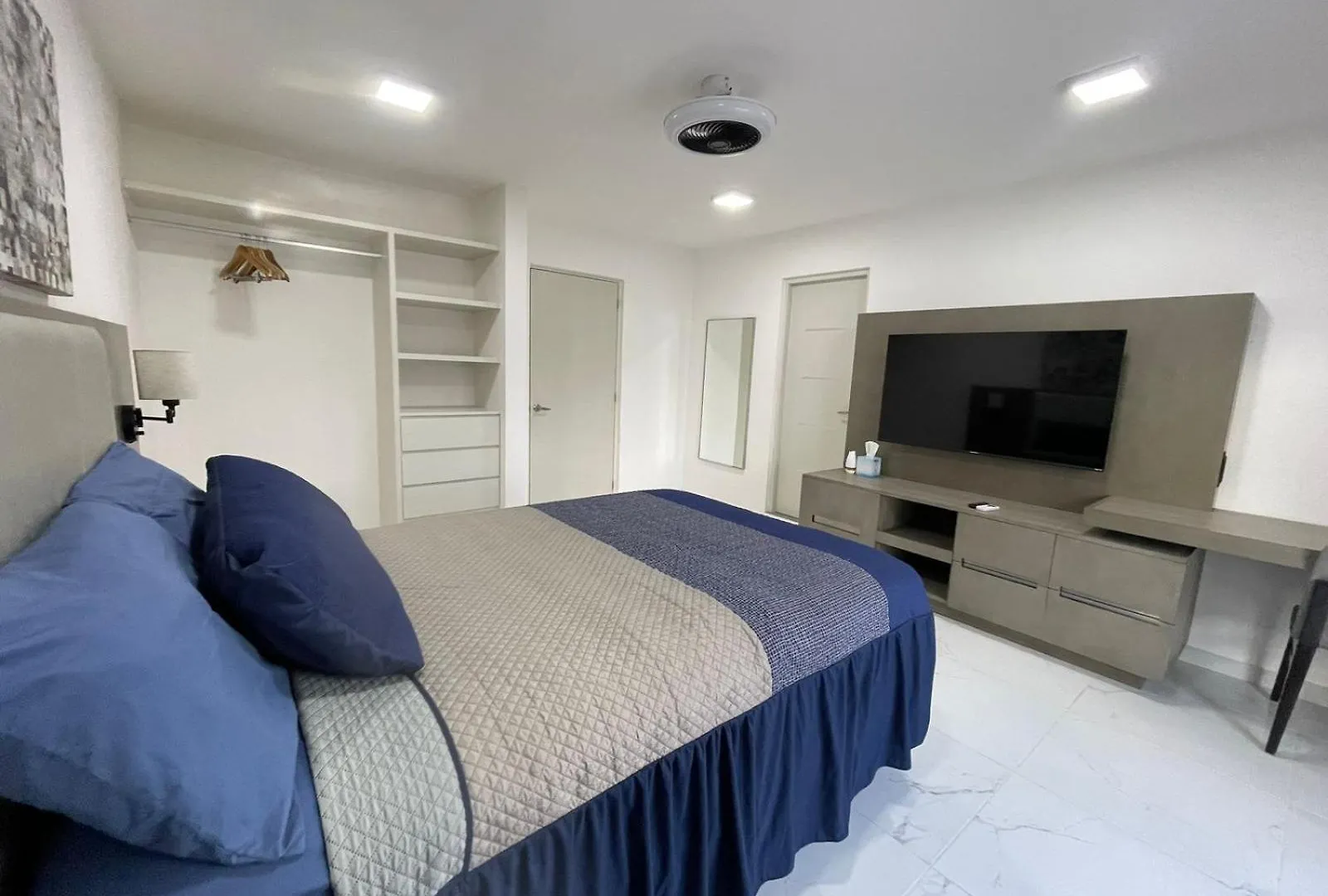 Guest House Stone Wall Residences Cancun