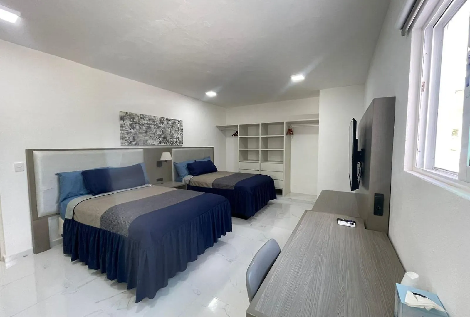 Hotel Guest House Stone Wall Residences Cancun