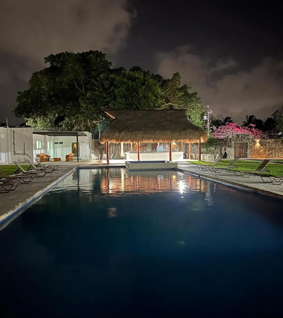 Guest House Stone Wall Residences Cancun
